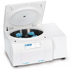 Labtech centrifuge