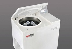 LabTech 2236R floor standing centrifuge